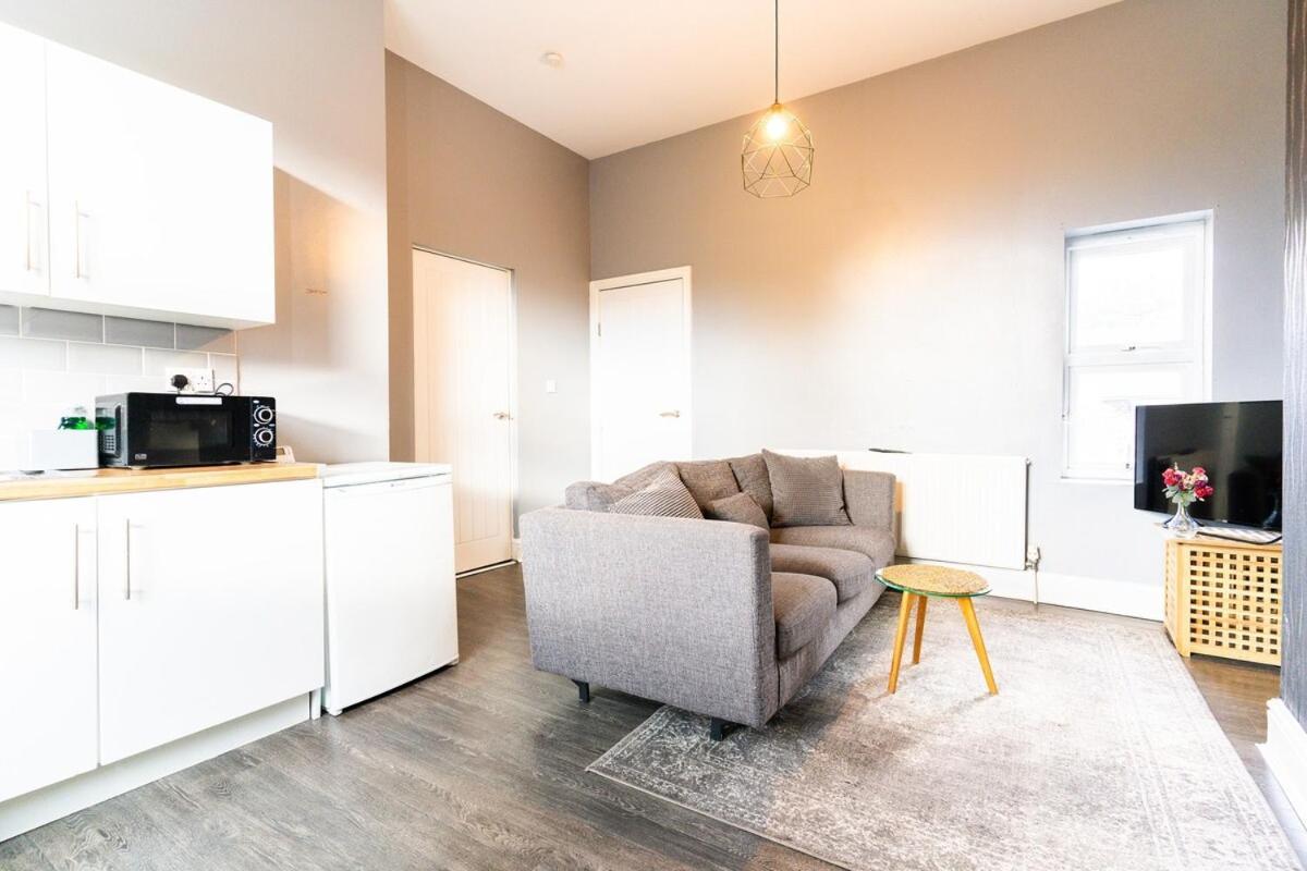 Gorgeous 2 - Bed In Edgbaston Apartment