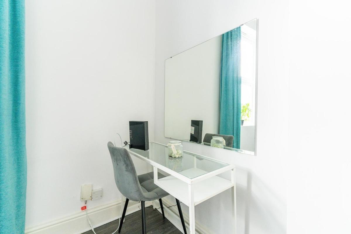 Gorgeous 2 - Bed In Edgbaston Apartment
